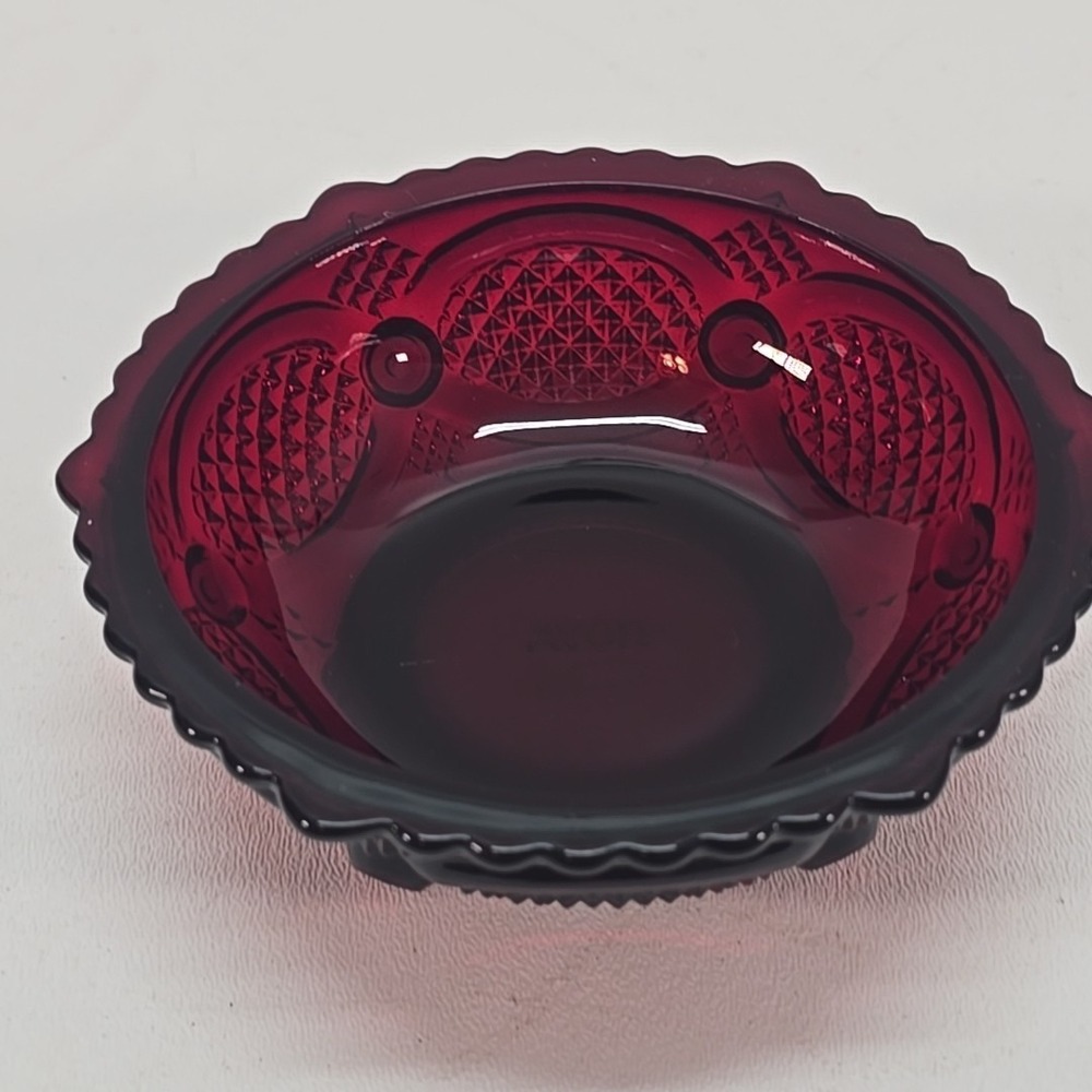 Avon‎ Ruby Red 1876 Cape Cod Collection Dessert Bowl 5"